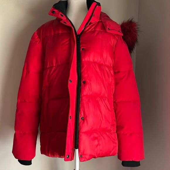 Red Nine West Faux Fur Trim Hooded Quilted Puffer Jacket - Picture 1 of 14